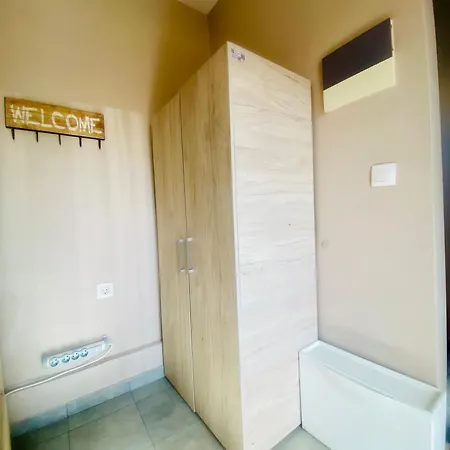 Elegant In The Center Of City. Apartament